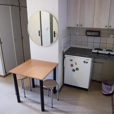 Vltava Hostel *